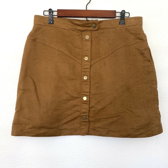 H&M Brown Suede Button Front Mini Skirt - Picture 2 of 8